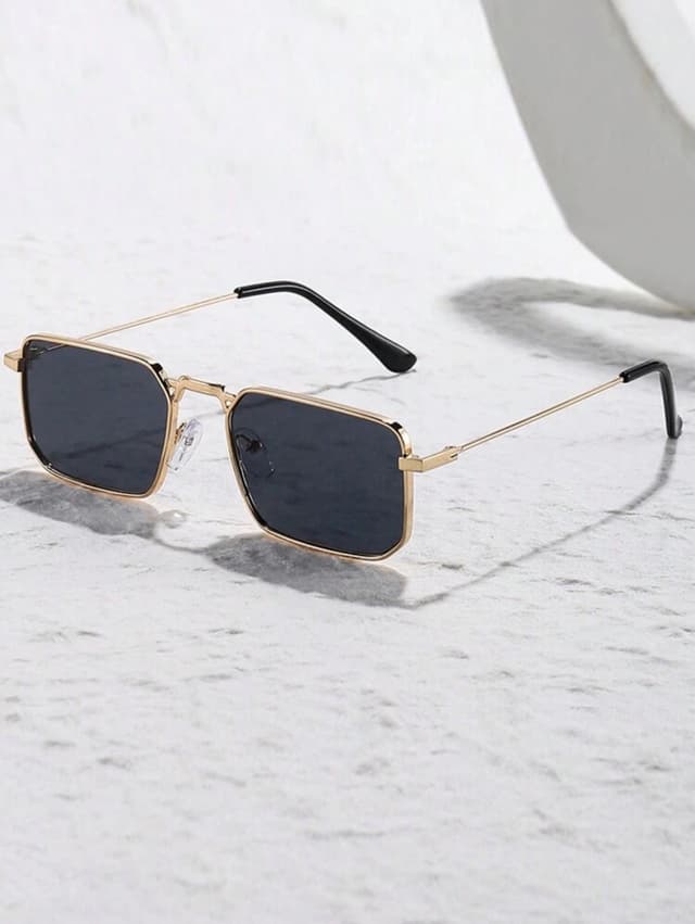 Square Fashionable Glasses